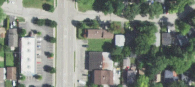 1027 Cedar Lk Rd