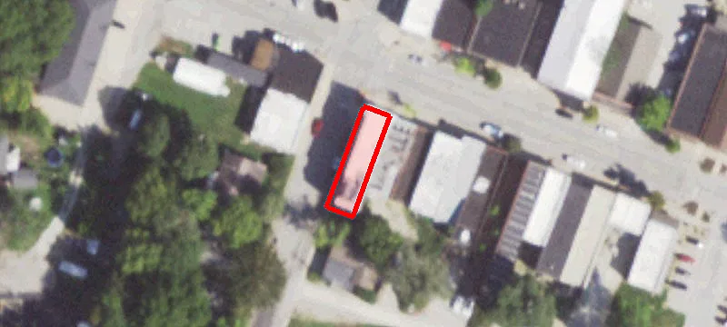 401 Main St