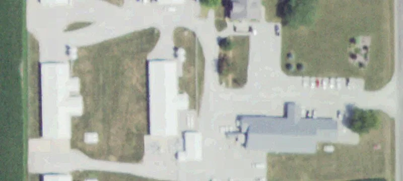 1207 County Rd 1800th E