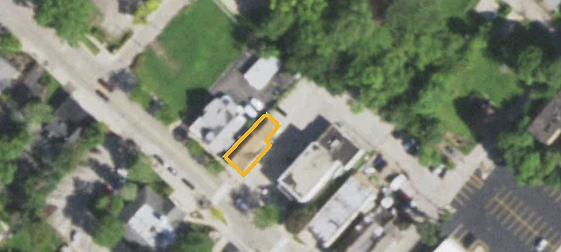 106 Main St
