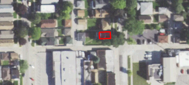 1536 Clarence Ave