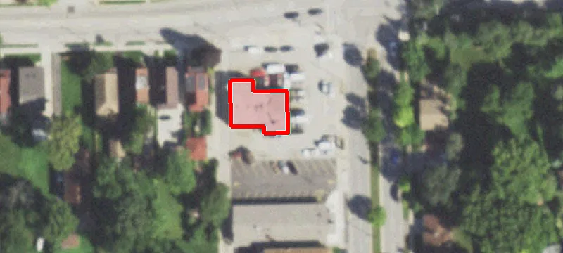 2600 Desplaines Ave