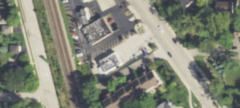 1452 Waukegan Rd