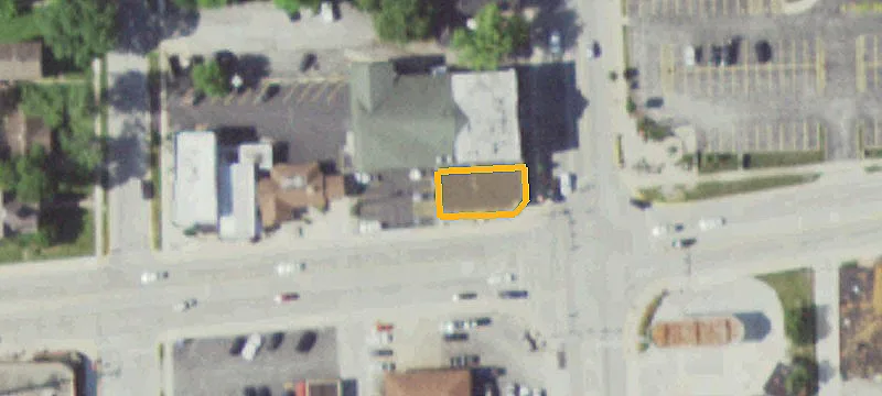 1346 Main St