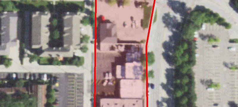922 Waukegan Rd