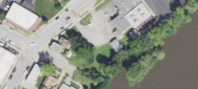 115 Riv St