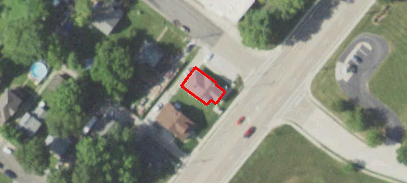 1121 Vandalia St