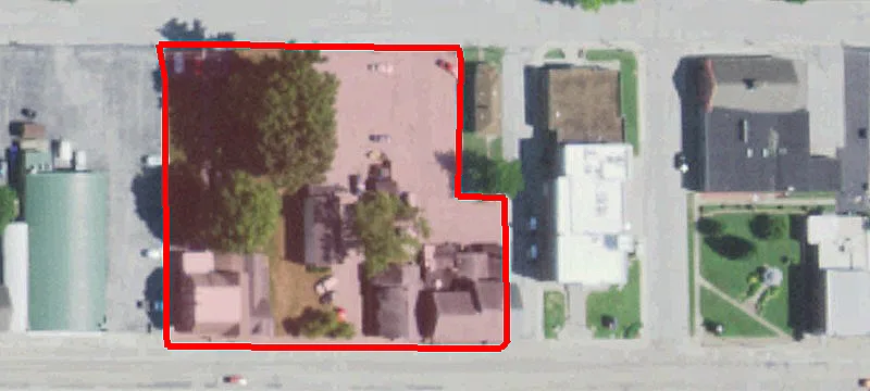 9 Main St
