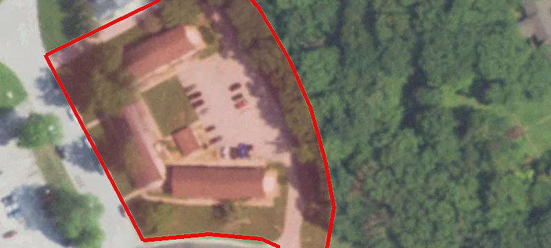 201 Woodlawn Ave