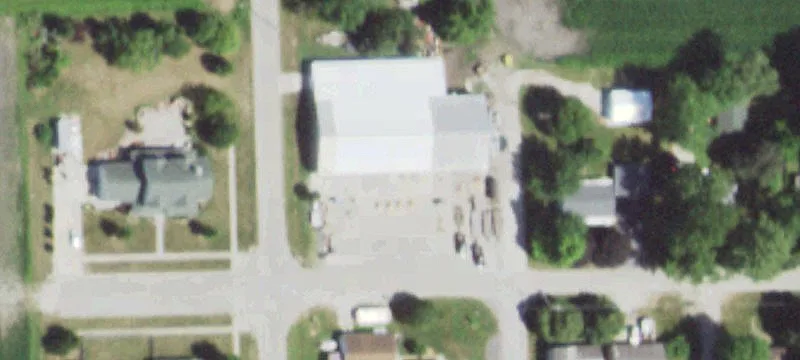 740 Oak St