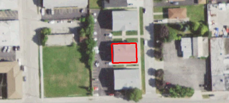 8 Lind Ave