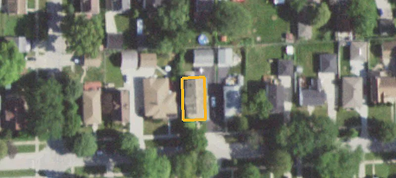 934 Woodlawn Ave