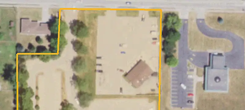1600 Crosstown Ave