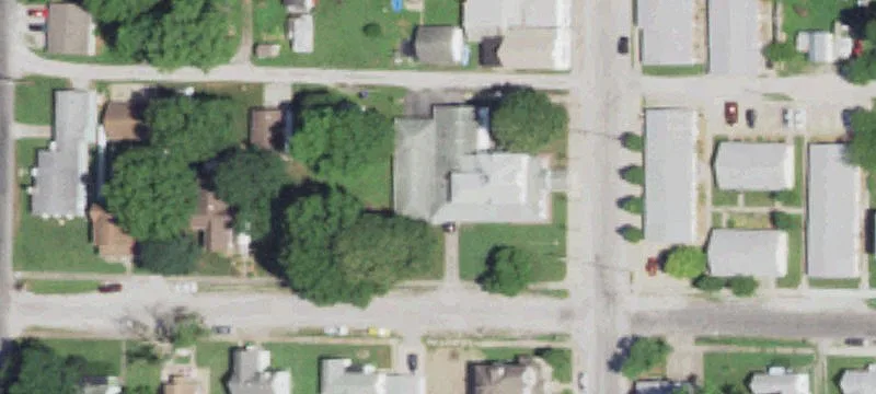 221 Poplar St