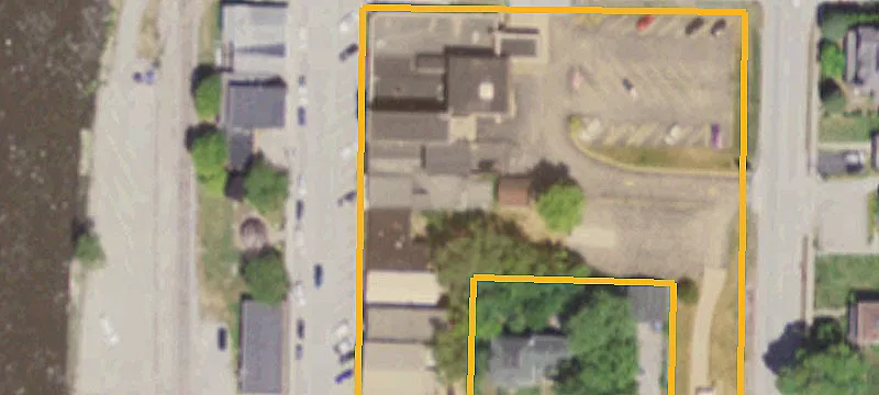 114 Main St