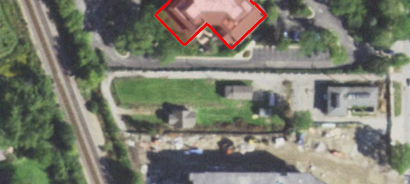 663 Harmony Ln