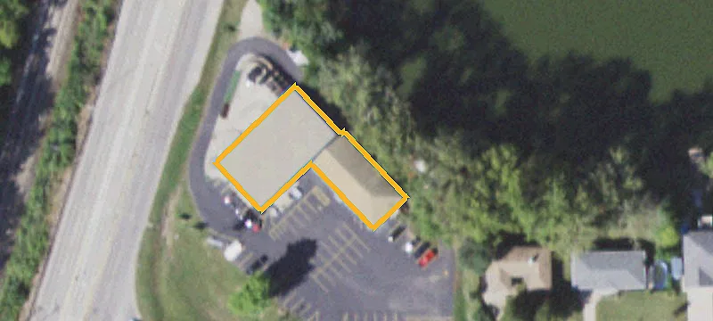 845 Edgewater Dr