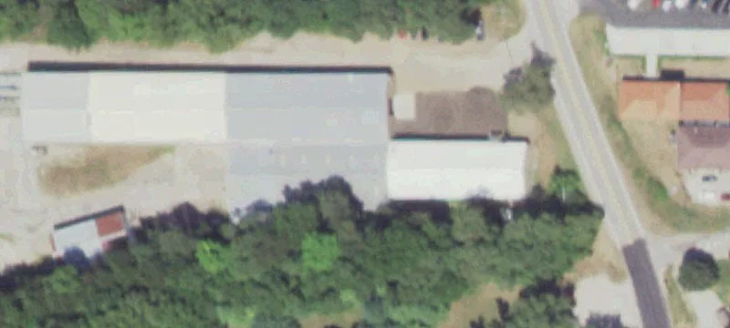 300 Main St