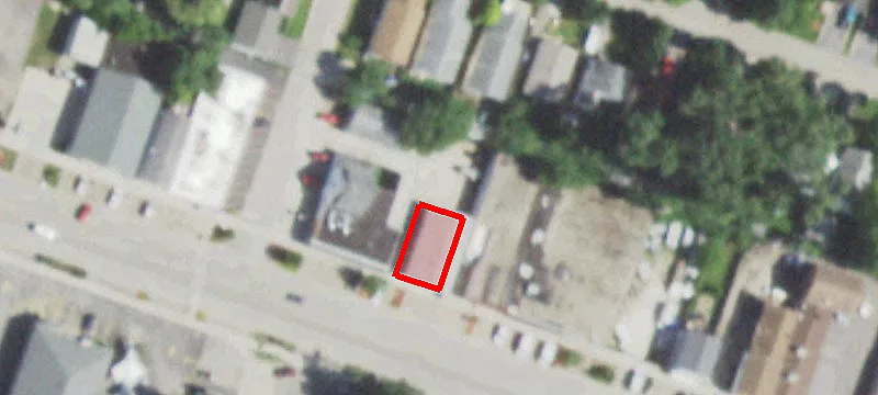 124 Main St
