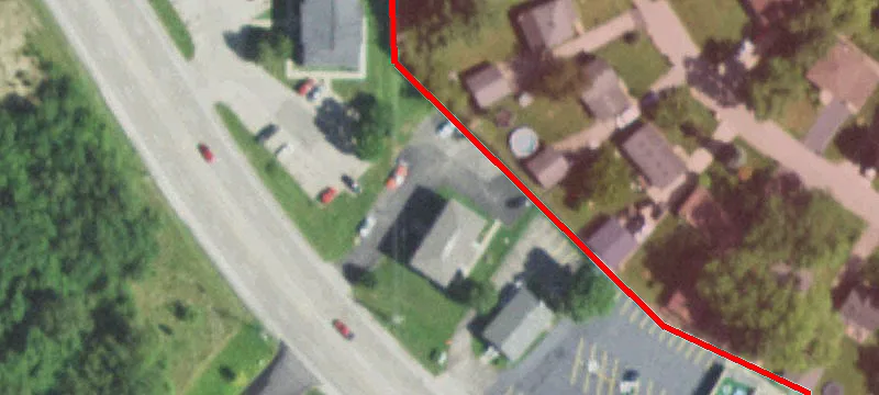 928 Rollins Rd