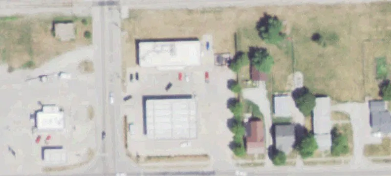 566 Main St