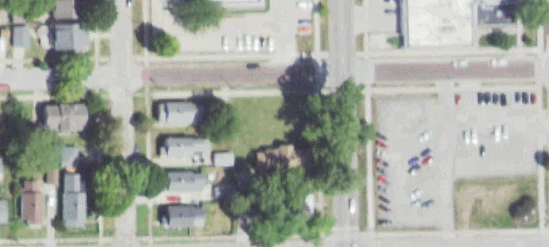 1006 Ctr St