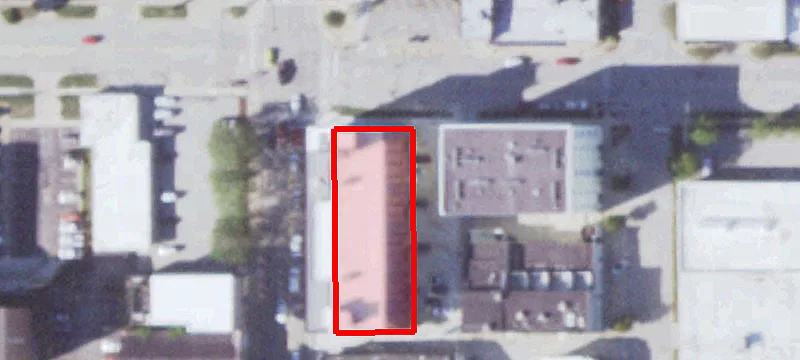520 Neil St