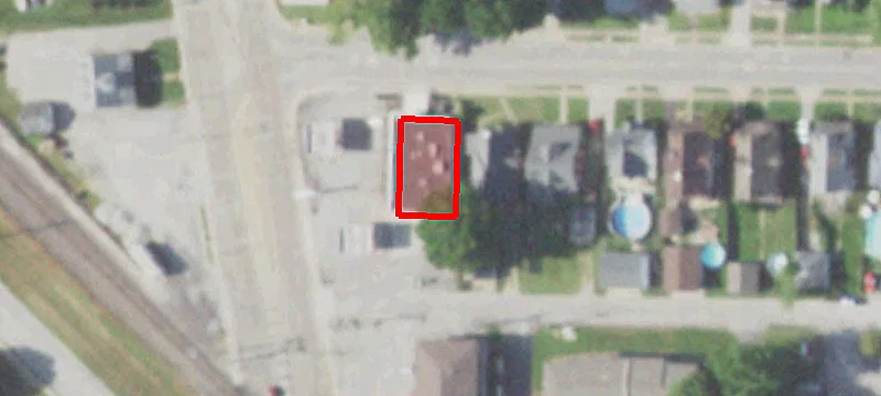2709 Main St