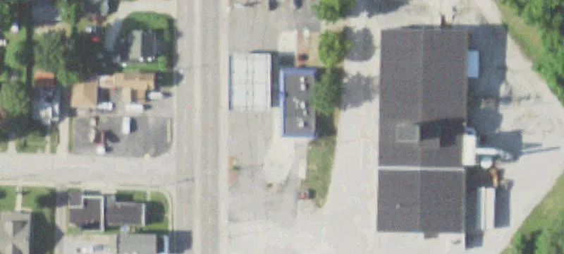 1324 Illinois St