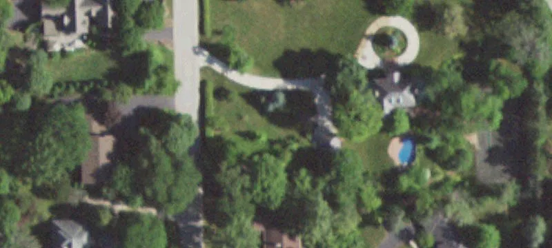 1053 Laurie Ln
