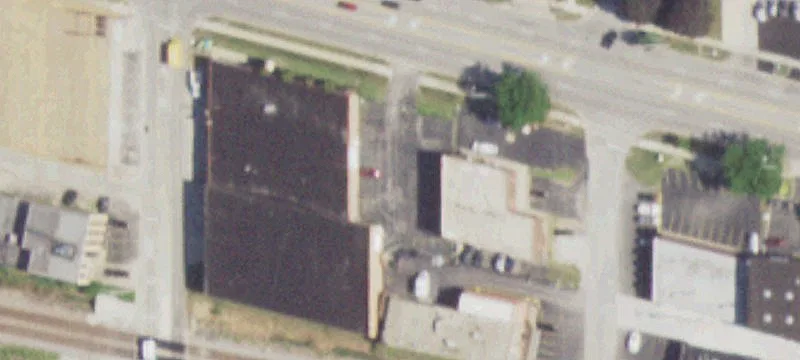 390 Irving Park Rd