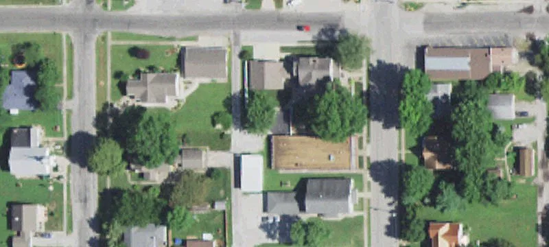 409 Douglas St