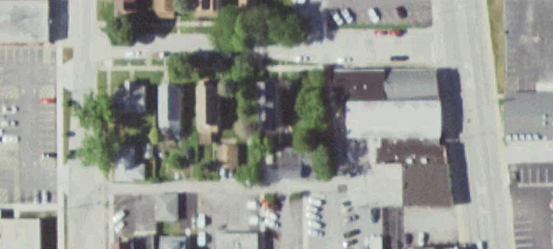 16 33rd Pl