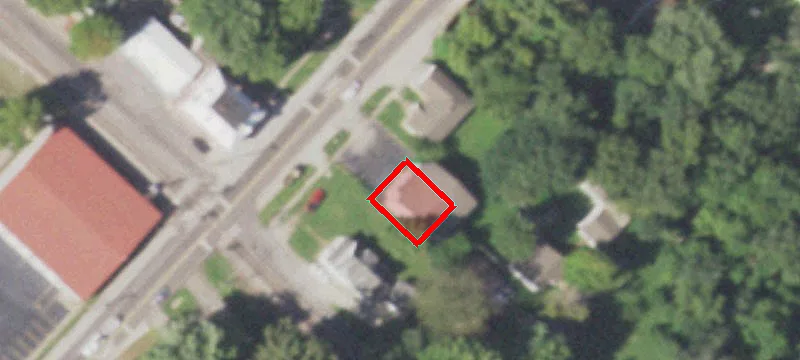 14 Main St