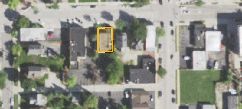 108 Willow Ave