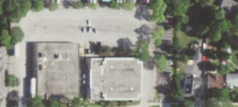 2004 Miner St