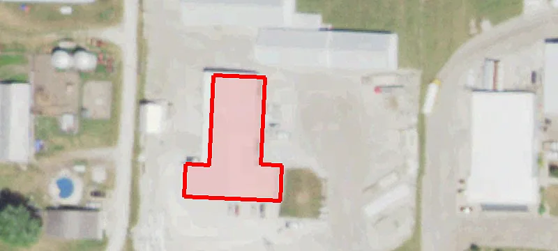 24015 Farmington Rd