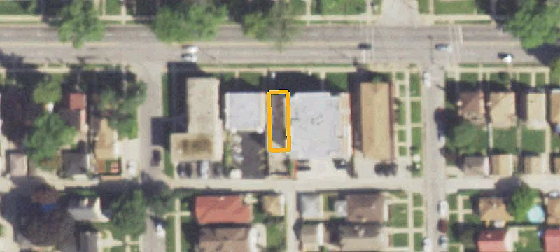 9115 Grand Ave