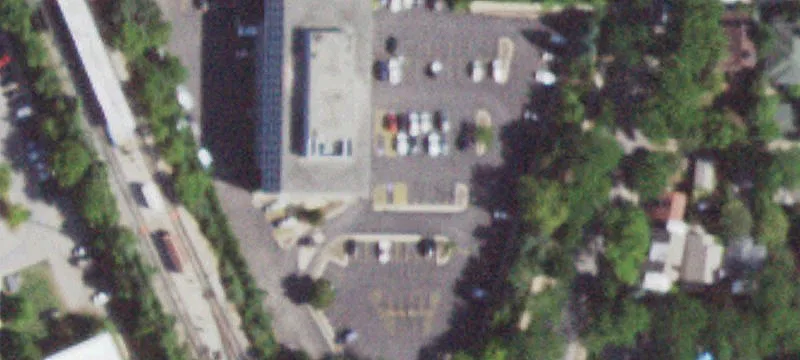 2500 Rdg Ave