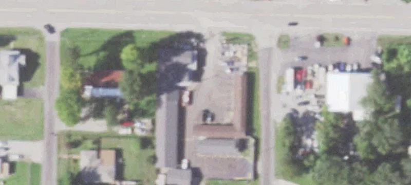 6016 Collinsville Rd