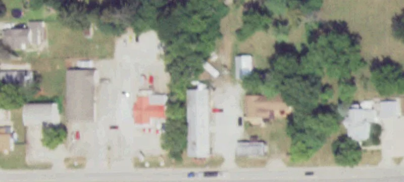 411 Ctr St
