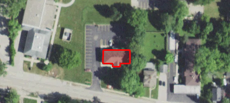 126 Maple Ave