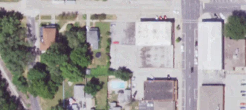 212 4th W St