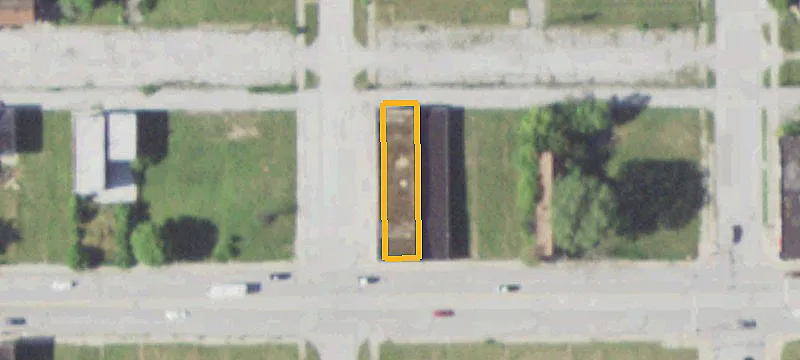 305 Lincoln Hwy
