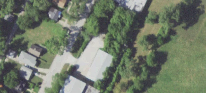 1249 Ctr Ave