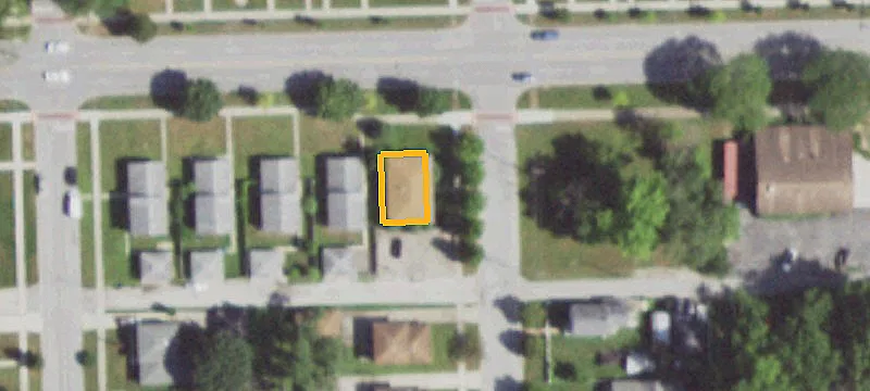 3433 35th W 147th St