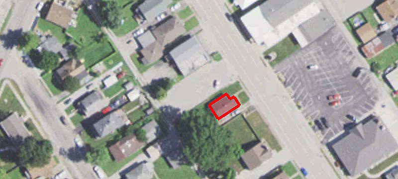 400 Main St