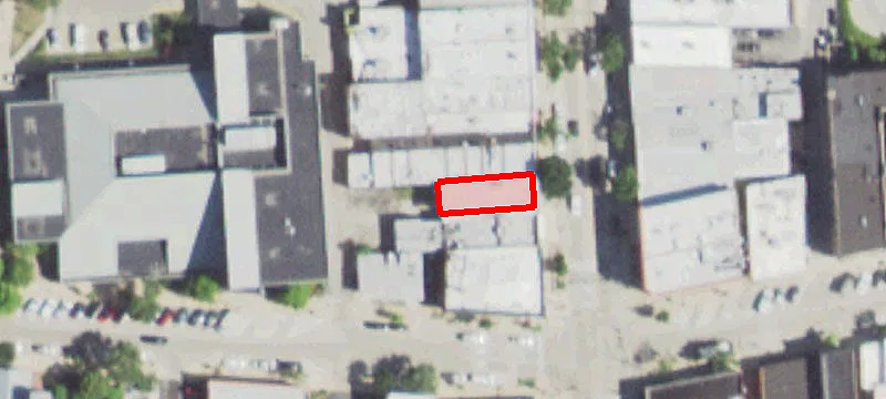 5128 Main St