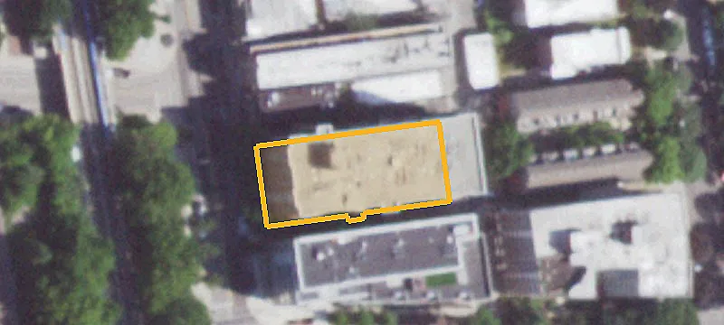 809 Chicago Ave