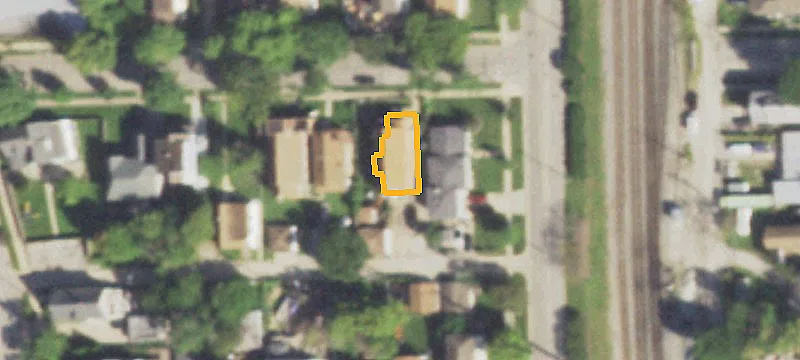 326 Calendar Ave